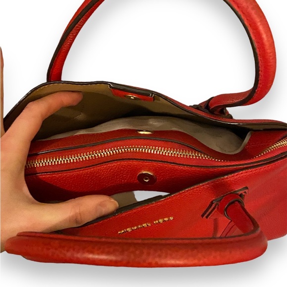 RED LEATHER MICHAEL KORS PURSE - Picture 6 of 7